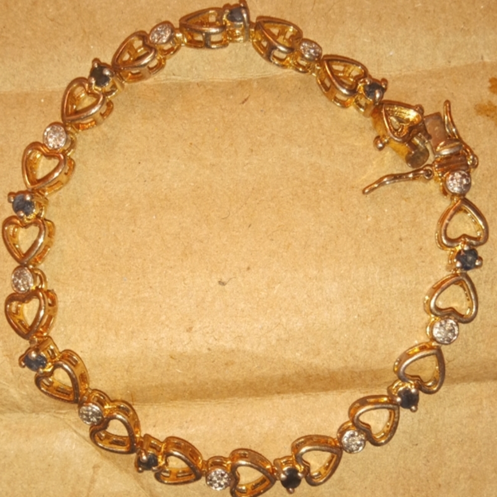 Good plated sterling silver heart bracelet